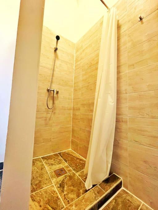 Central Spacious Flat Budapesta Exterior foto