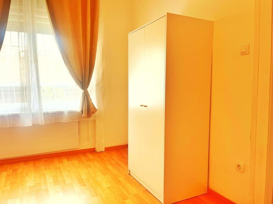 Central Spacious Flat Budapesta Exterior foto